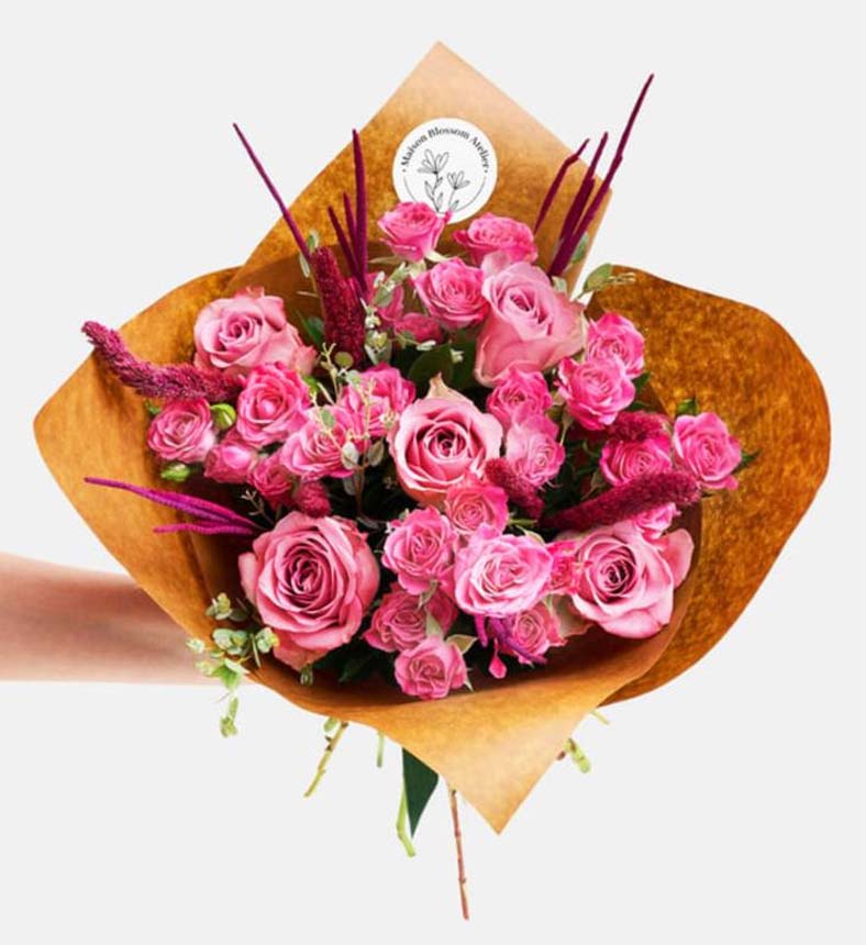 Kraft Bukette 5 Pembe Gül ve Çardak Güller